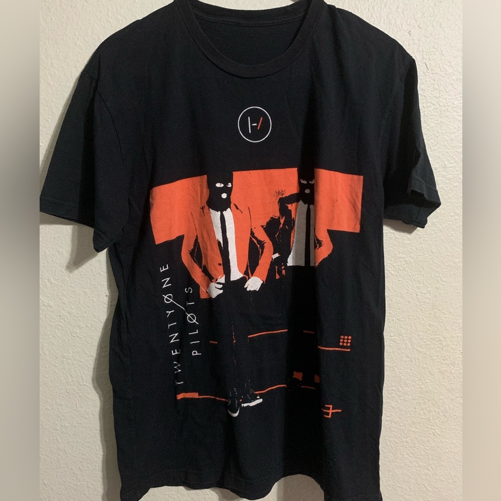 twenty one pilots emotional roadshow tour tee